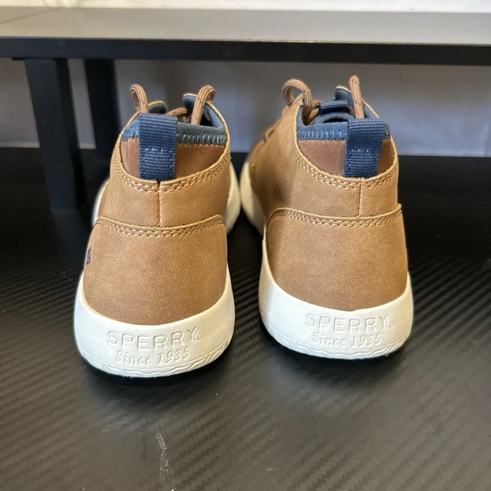 Sperry Big Kids‎ Coastal Break Medium Beige Chukka Boots STK266147 2M